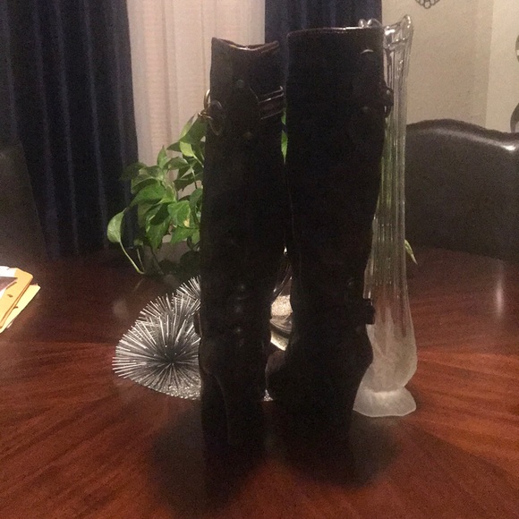 Coach Boots - Picture 4 of 6